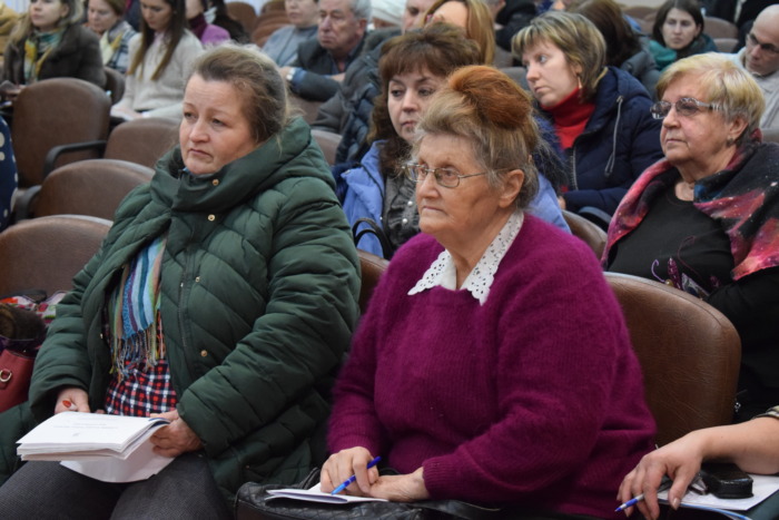 Ивановцам рассказывают о проекте "Формирование комфортной городской среды"  на семинарах в мэрии 